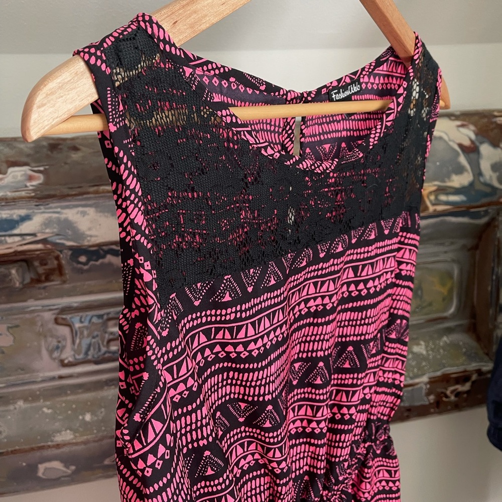 FashionWeb Neon Pink & Black Sleeveless Romper L